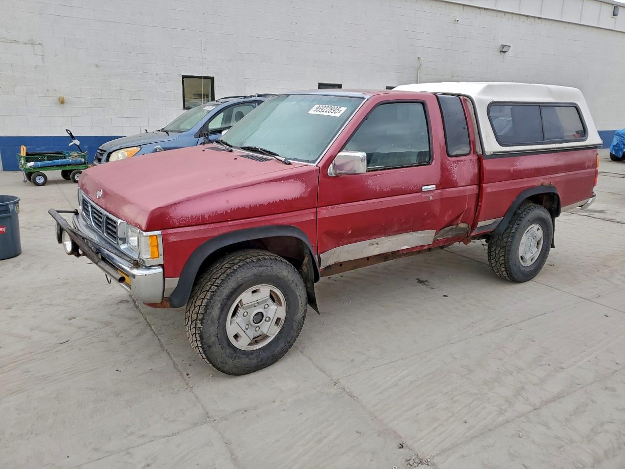 1995 NISSAN TRUCK