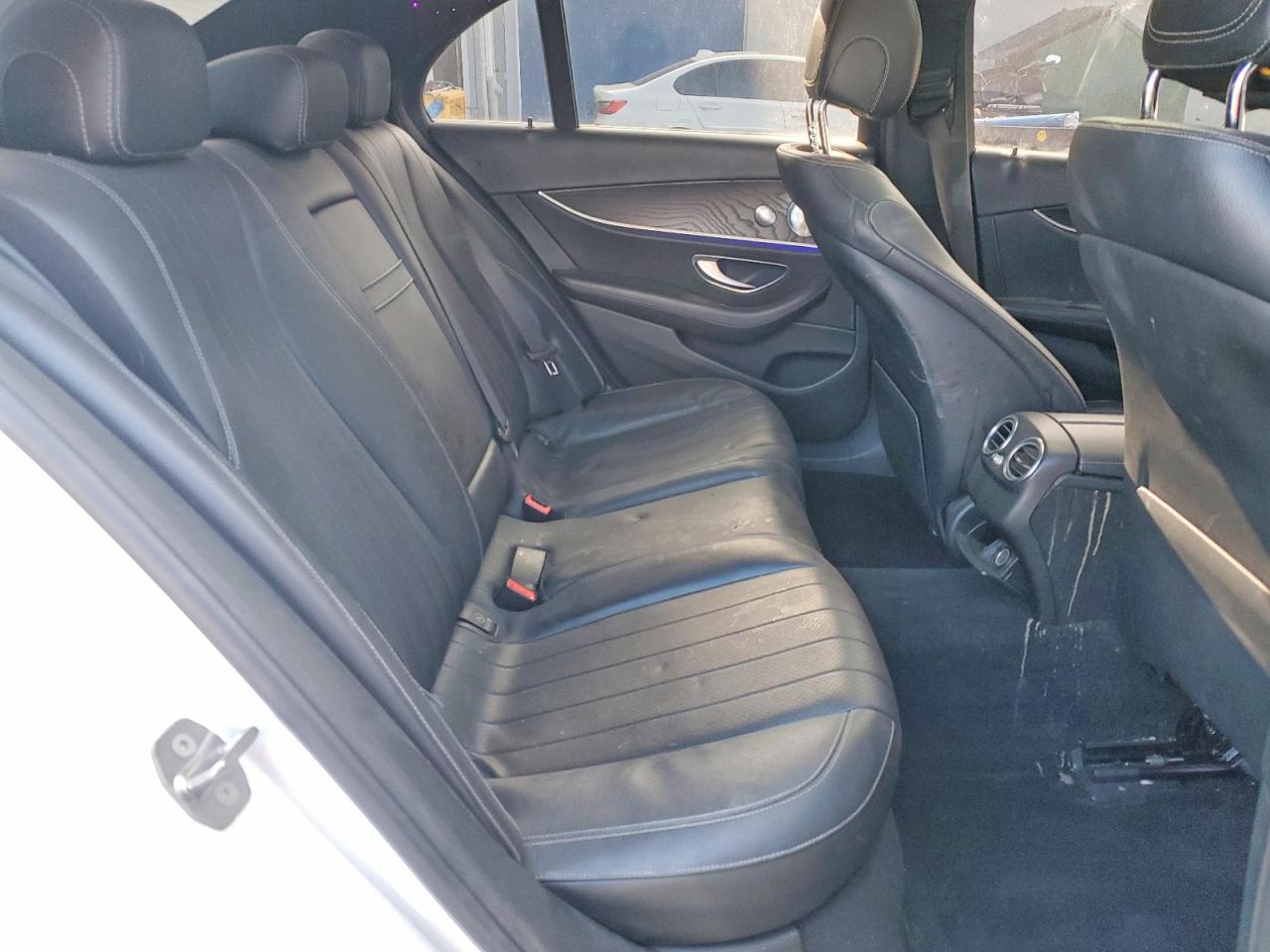 2017 MERCEDES-BENZ E 300 4MATIC photo 19