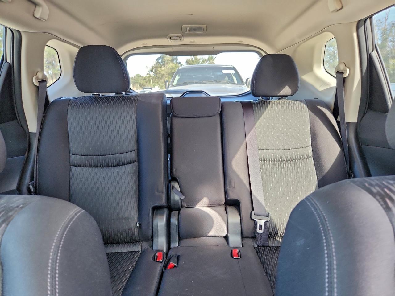 2018 NISSAN ROGUE S photo 10