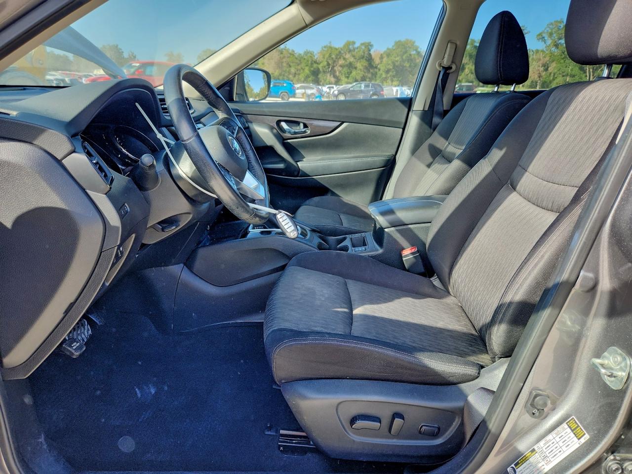 2018 NISSAN ROGUE S photo 7