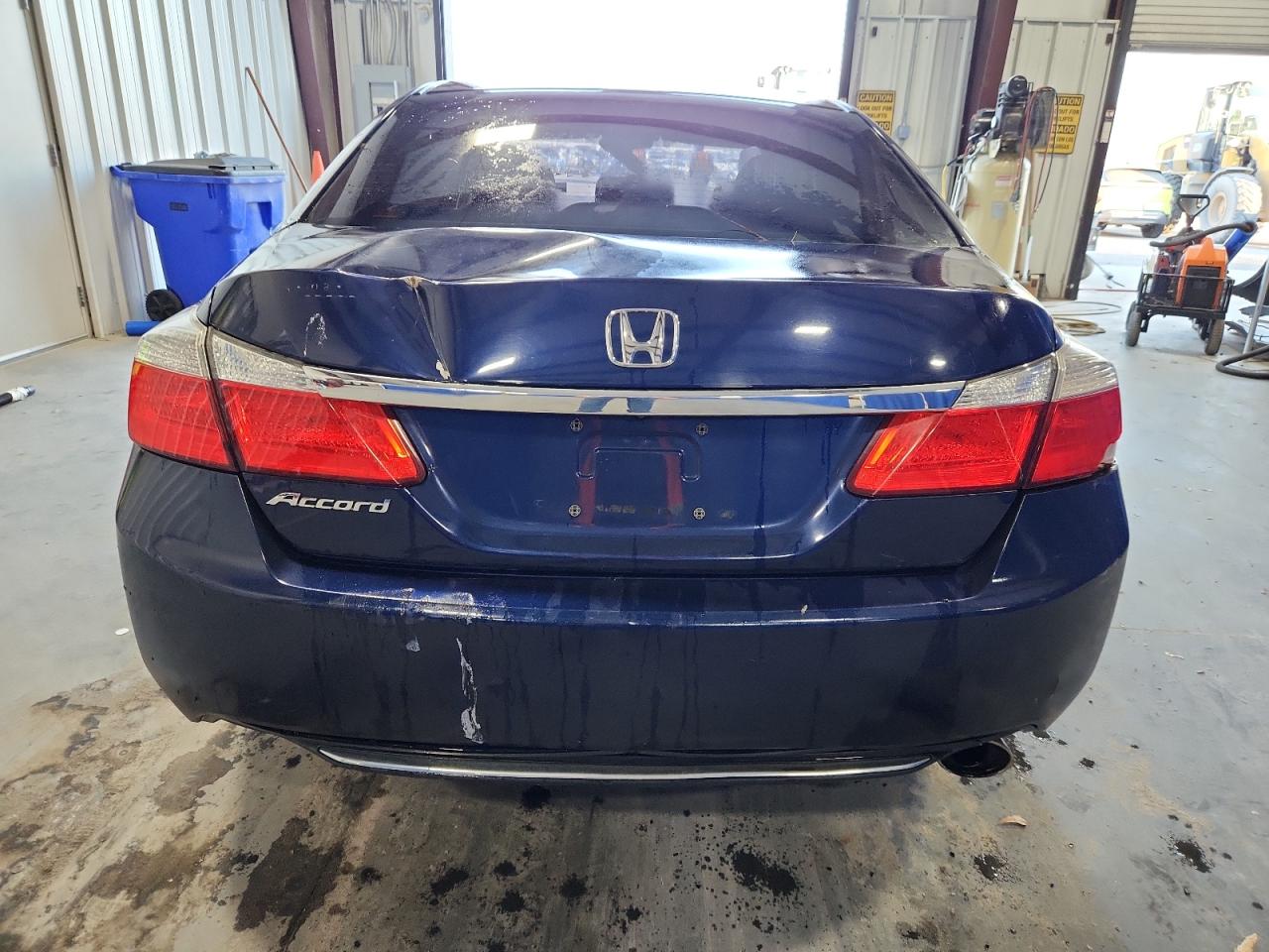 2014 HONDA ACCORD LX photo 6
