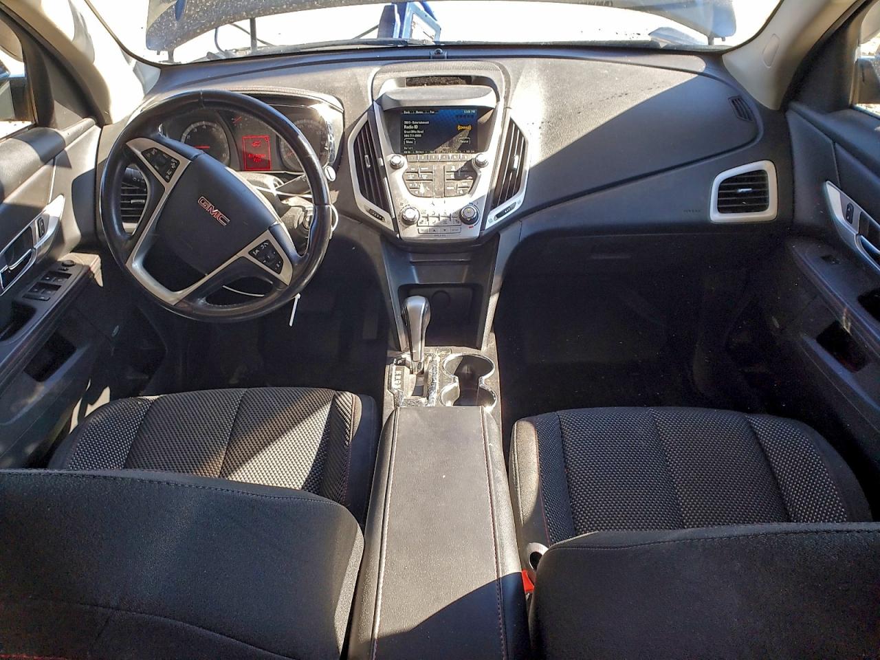 2015 GMC TERRAIN SLE photo 8