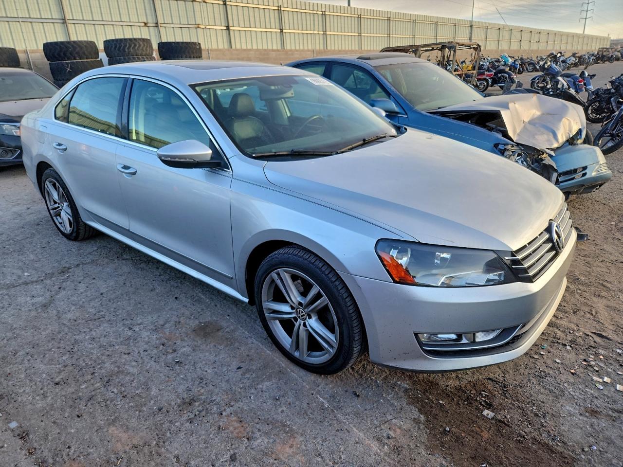 2012 VOLKSWAGEN PASSAT photo 7