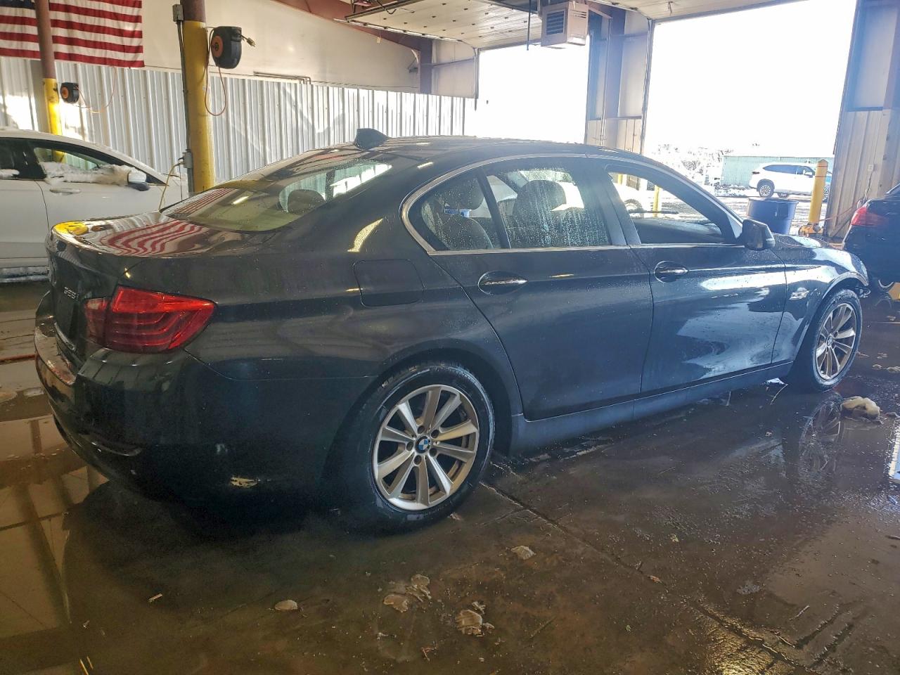 2014 BMW 528 XI photo 3