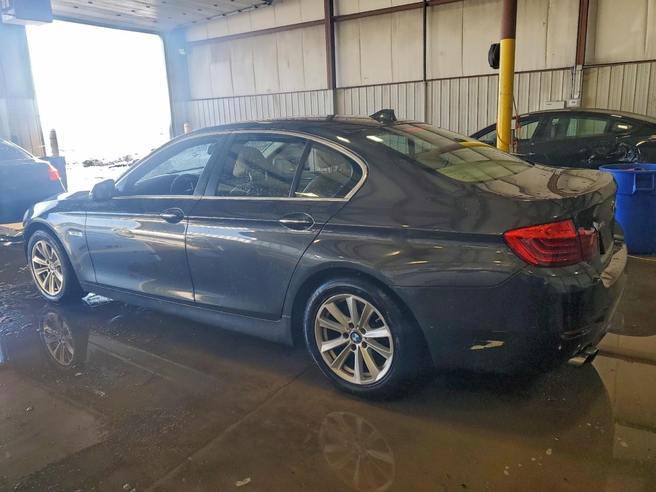 2014 BMW 528 XI photo 2
