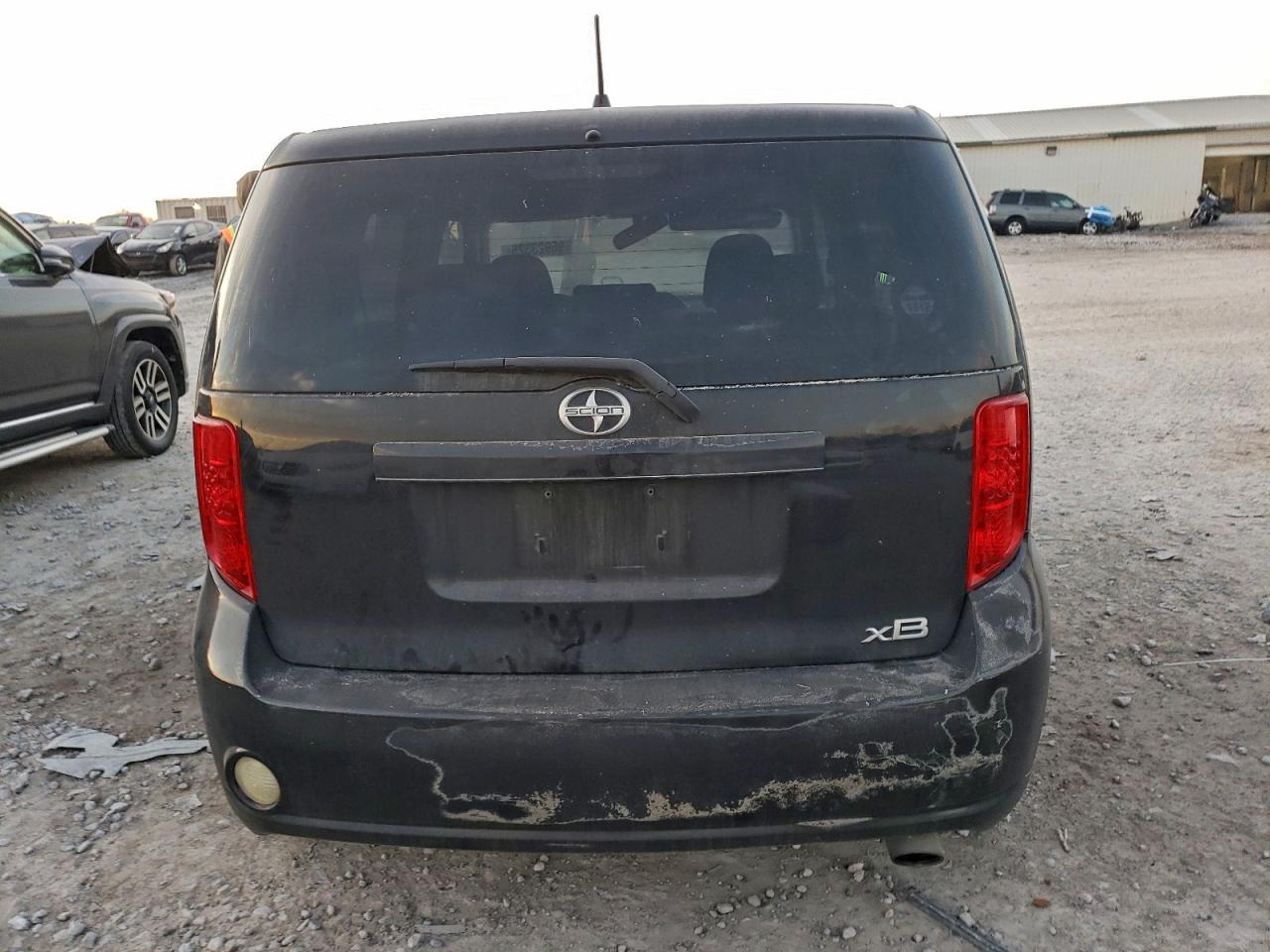 2008 TOYOTA SCION XB photo 6