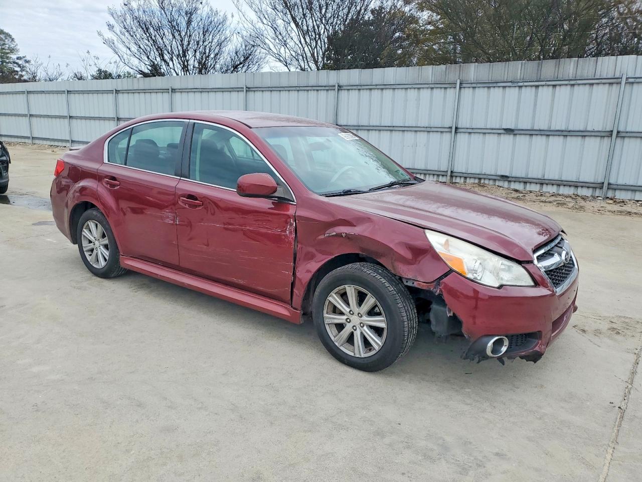 2010 SUBARU LEGACY 2.5I PREMIUM photo 4