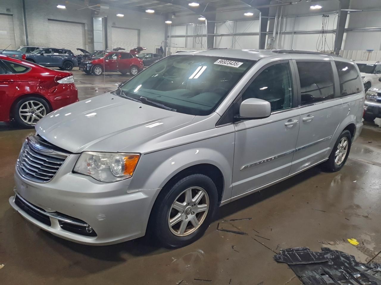 2012 CHRYSLER TOWN & COUNTRY
