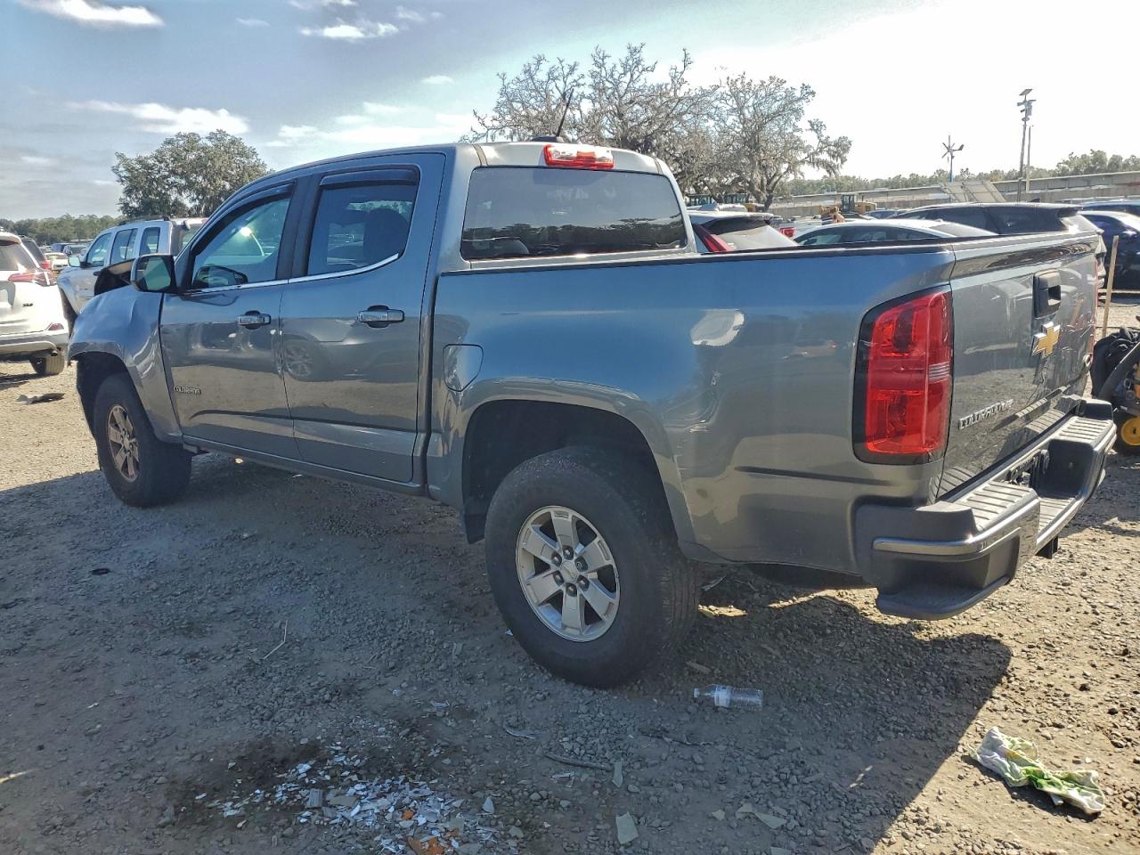 2020 CHEVROLET COLORADO photo 2