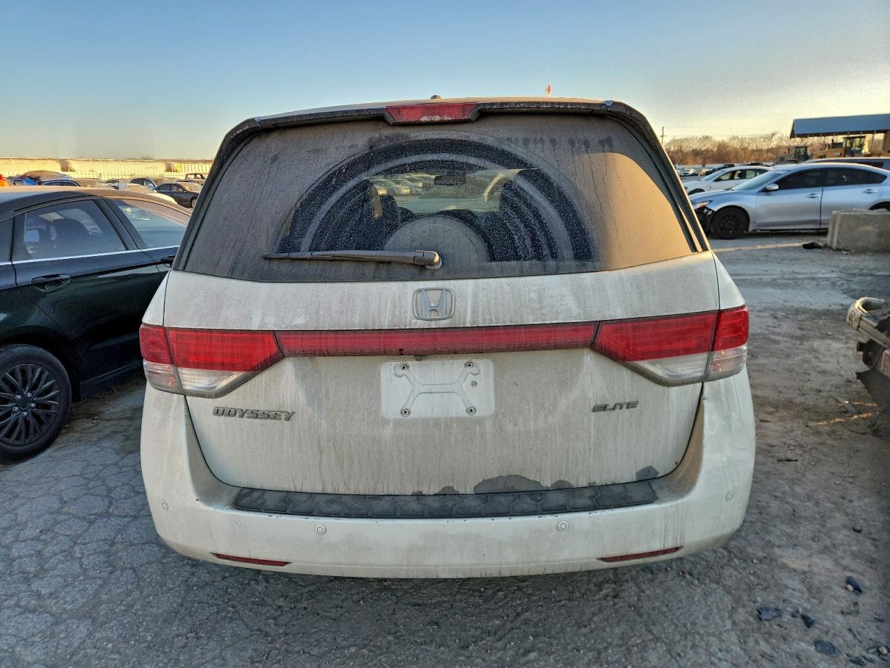 2014 HONDA ODYSSEY TOURING photo 6
