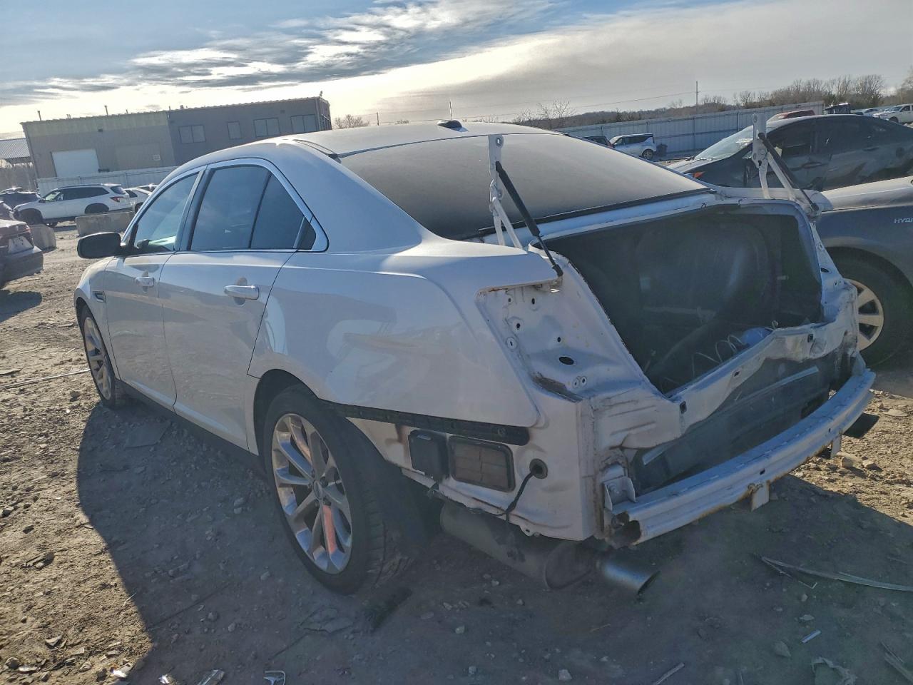 2015 FORD TAURUS LIMITED photo 2