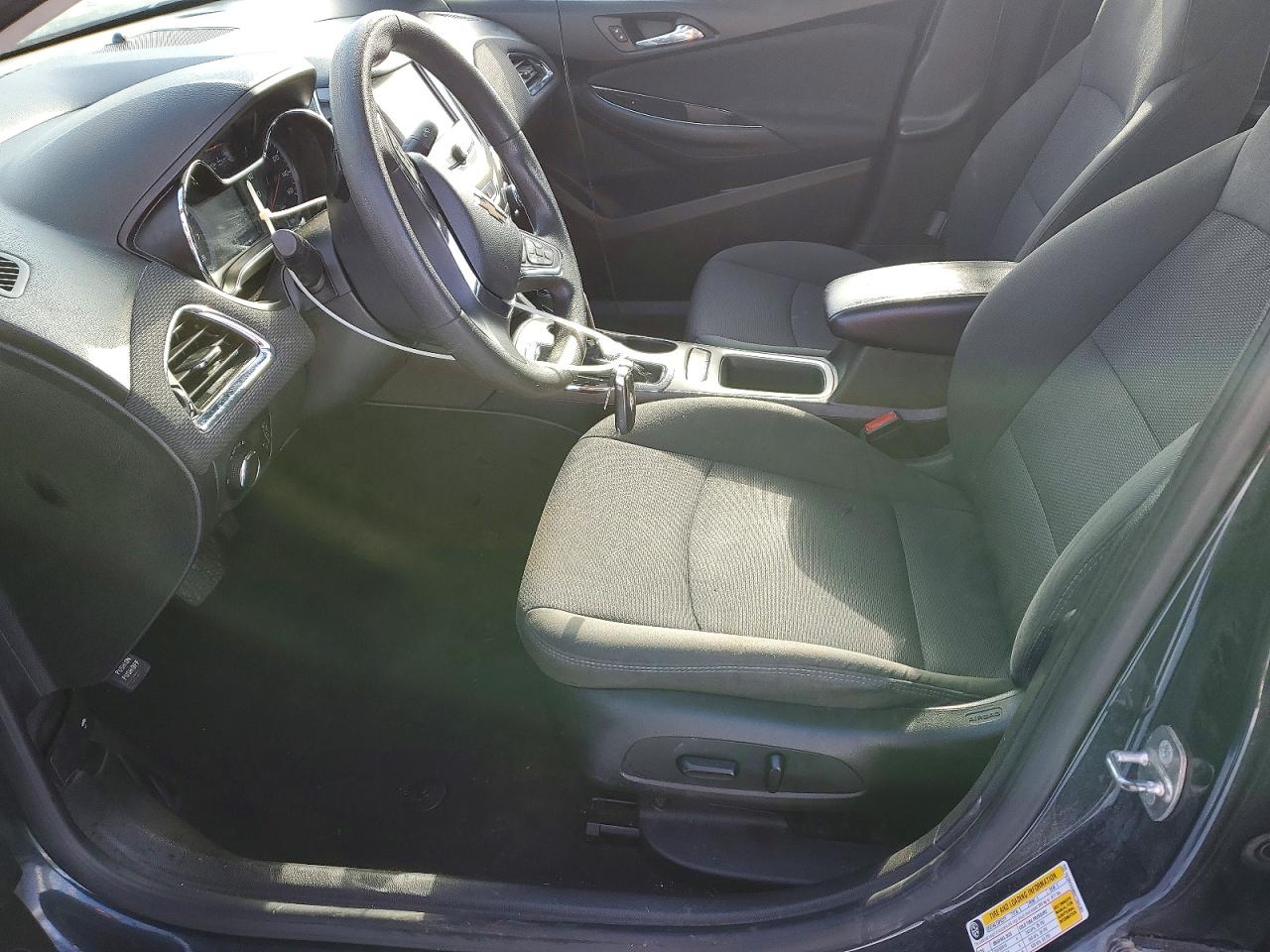 2017 CHEVROLET CRUZE LT photo 7