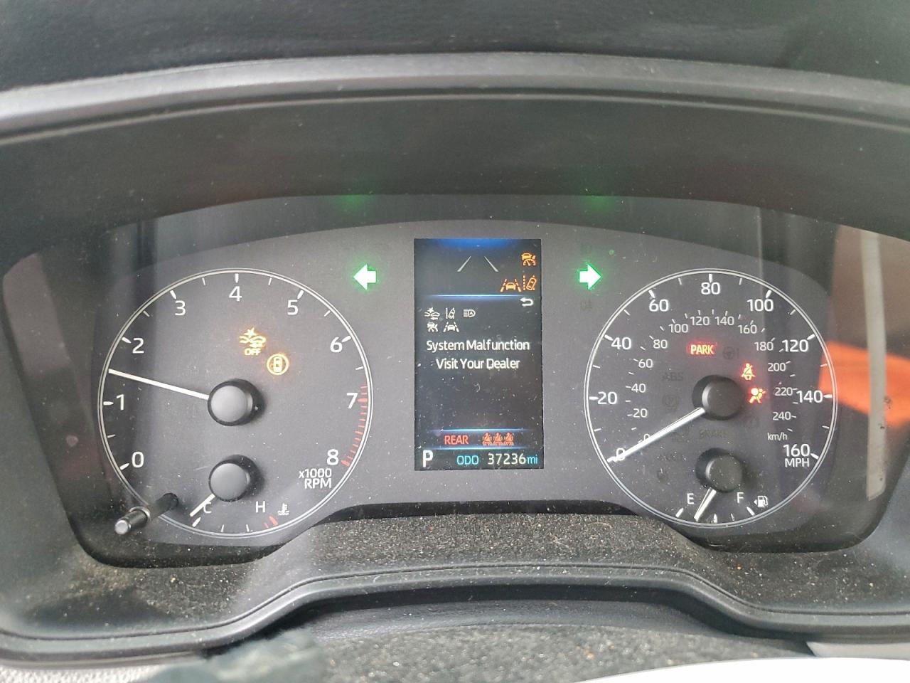 2023 TOYOTA COROLLA CROSS L photo 9