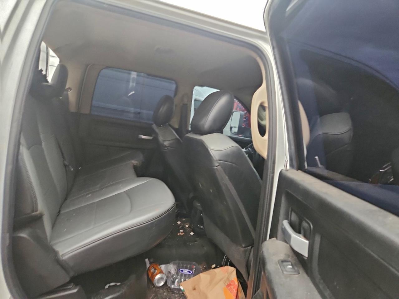 2019 RAM 3500 TRUCK CAB AND CHASSIS photo 10
