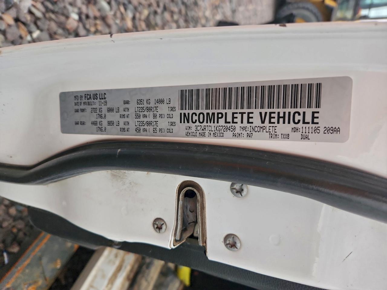 2019 RAM 3500 TRUCK CAB AND CHASSIS photo 12