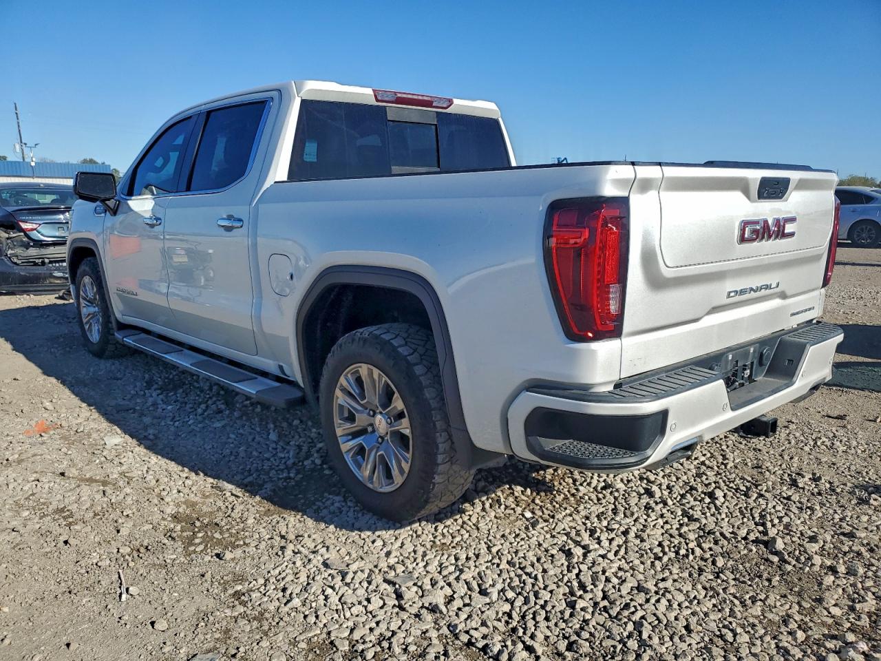 2020 GMC SIERRA C1500 DENALI photo 3