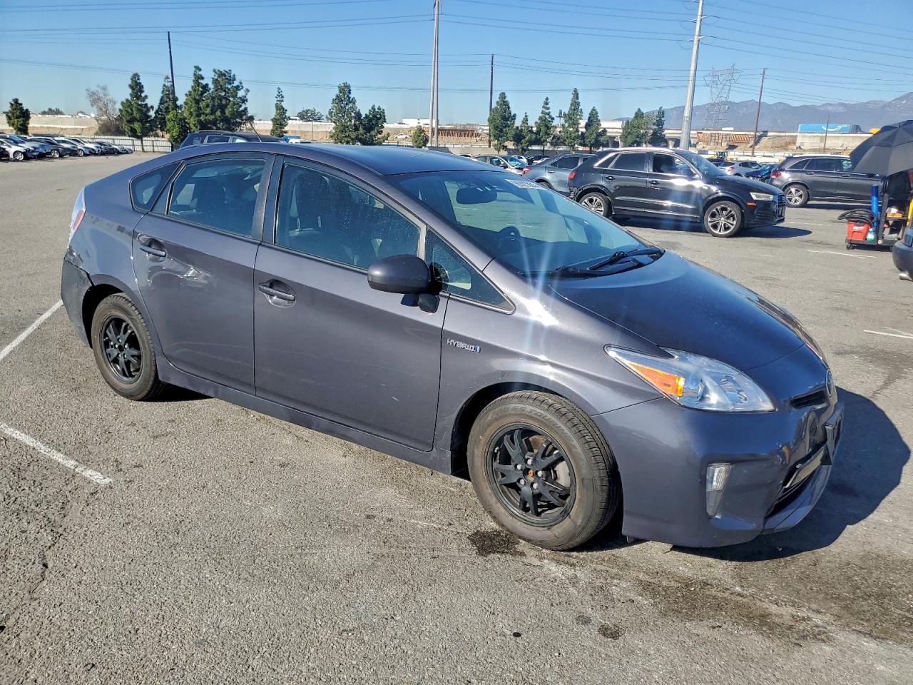2012 TOYOTA PRIUS photo 4