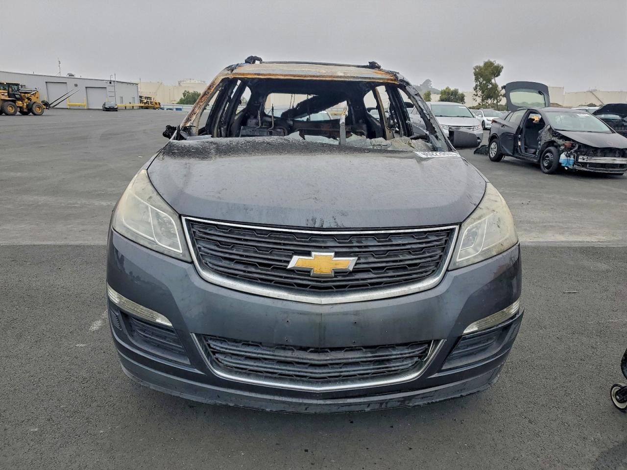 2014 CHEVROLET TRAVERSE LS photo 5