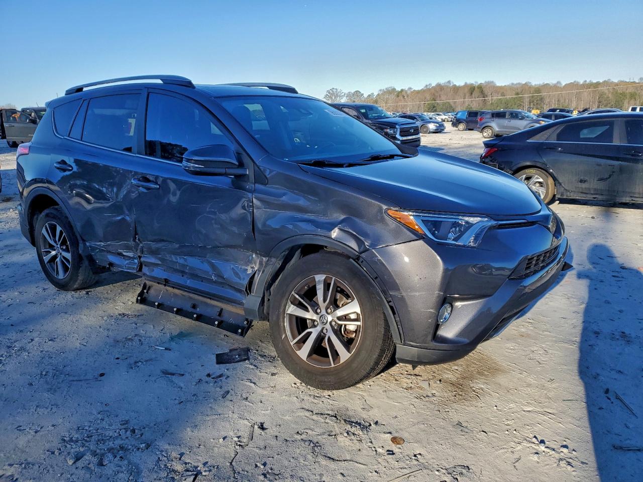 2018 TOYOTA RAV4 ADVENTURE photo 4