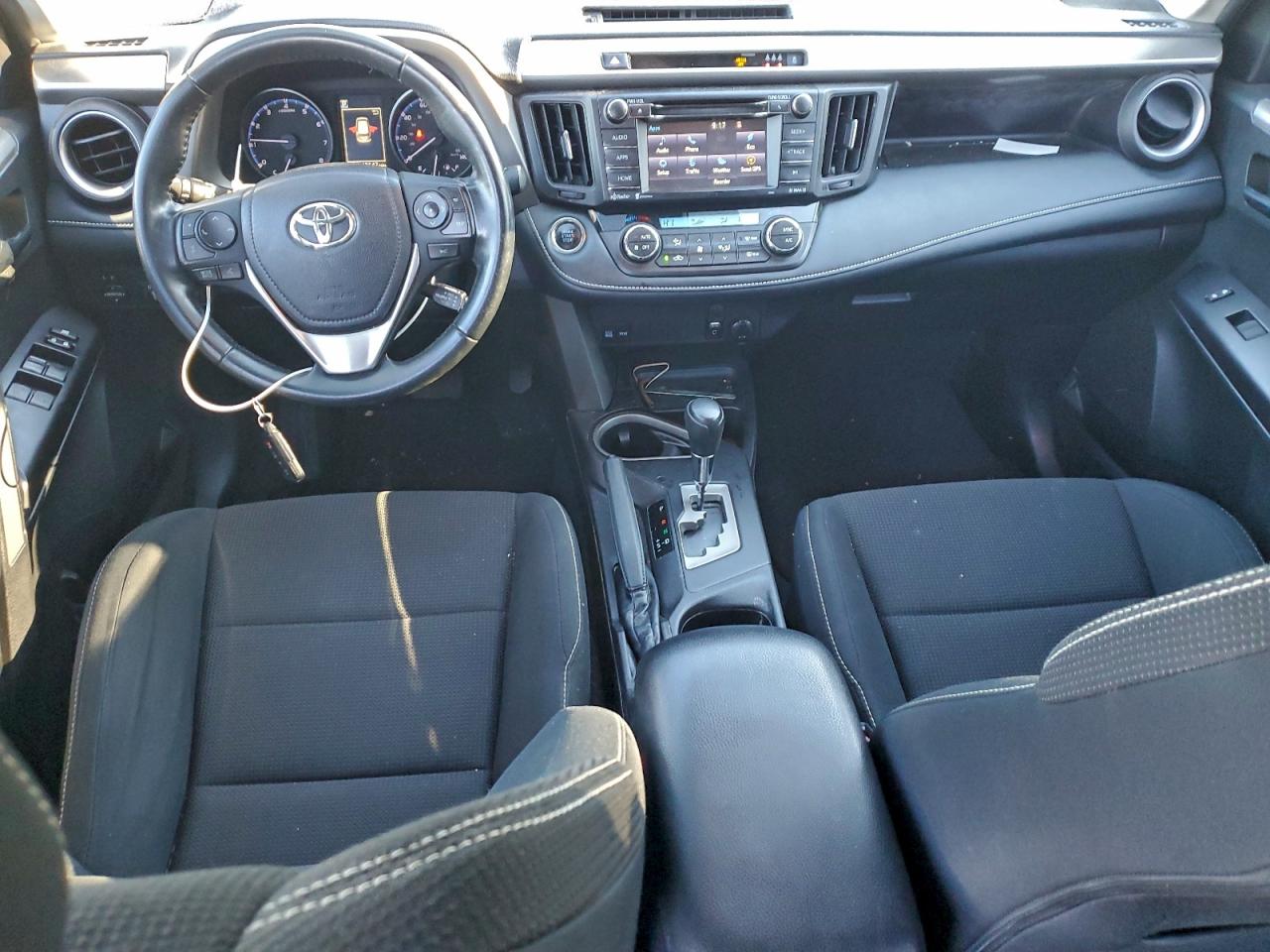 2018 TOYOTA RAV4 ADVENTURE photo 8