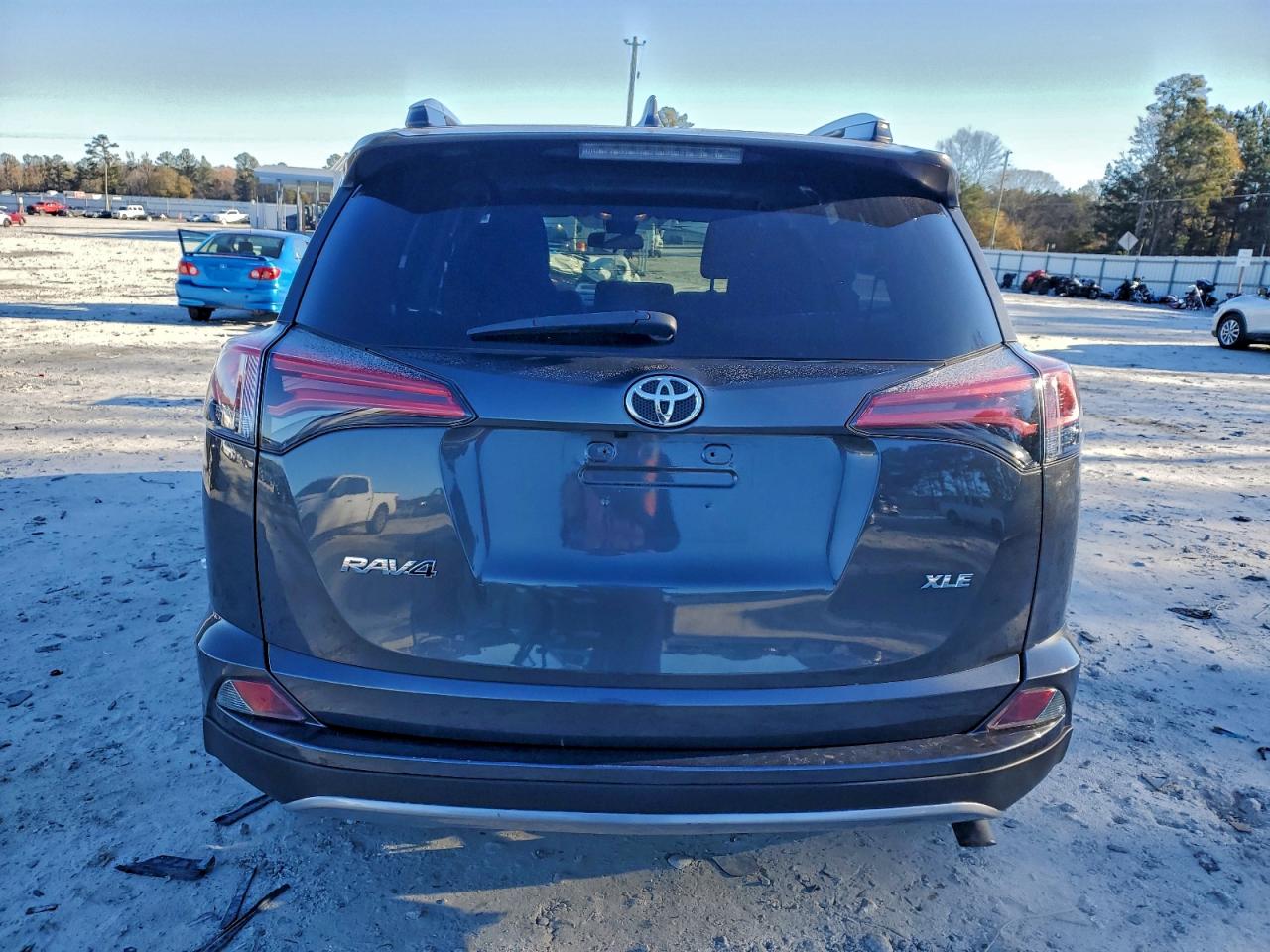 2018 TOYOTA RAV4 ADVENTURE photo 6
