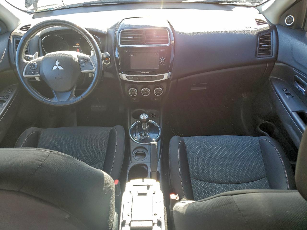2015 MITSUBISHI OUTLANDER SPORT SE photo 8