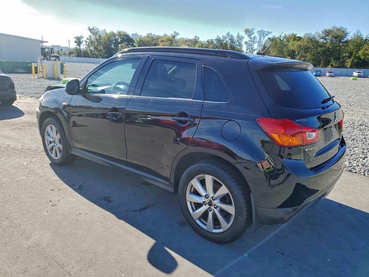 2015 MITSUBISHI OUTLANDER SPORT SE photo 2