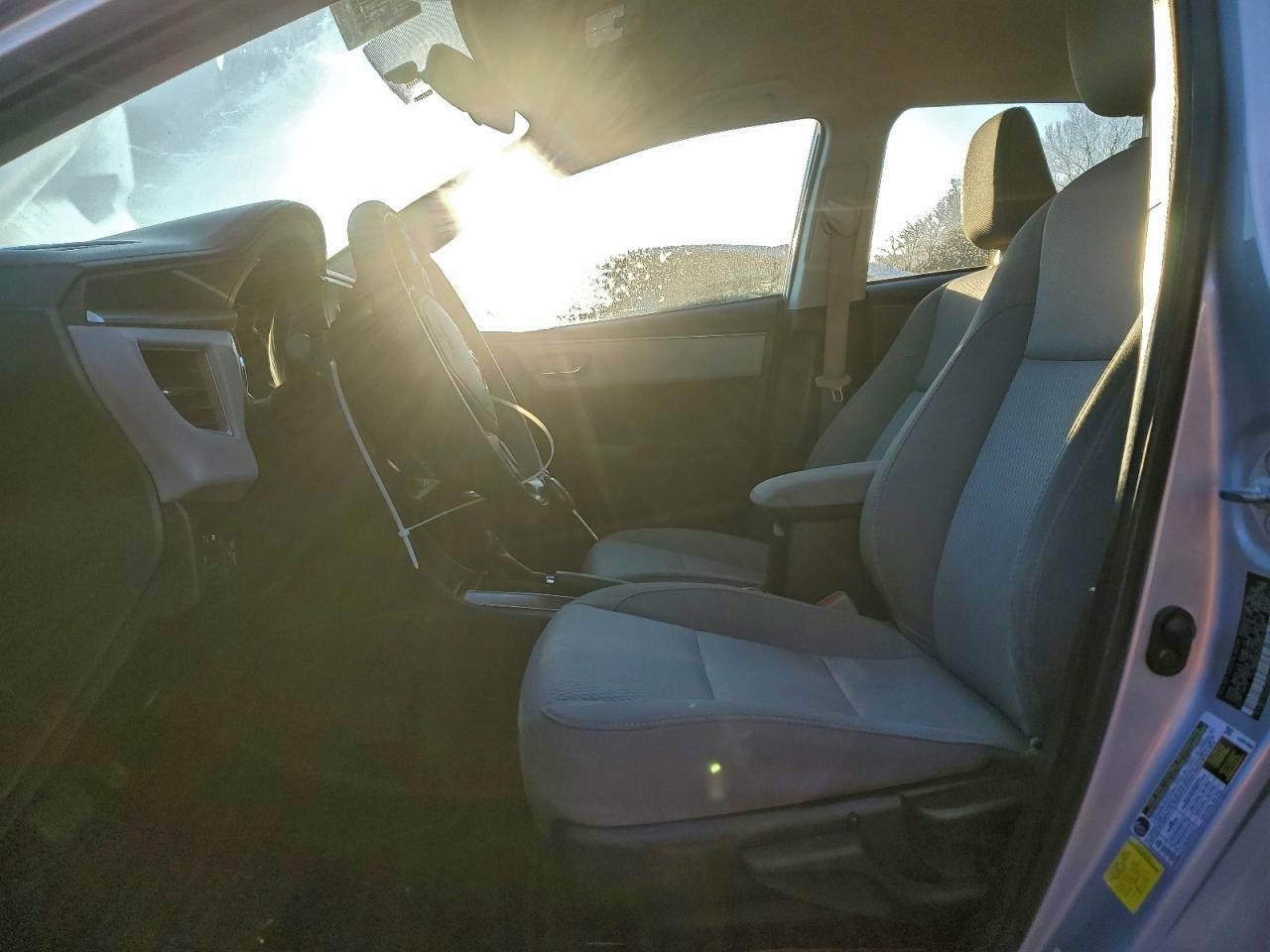 2016 TOYOTA COROLLA L photo 7