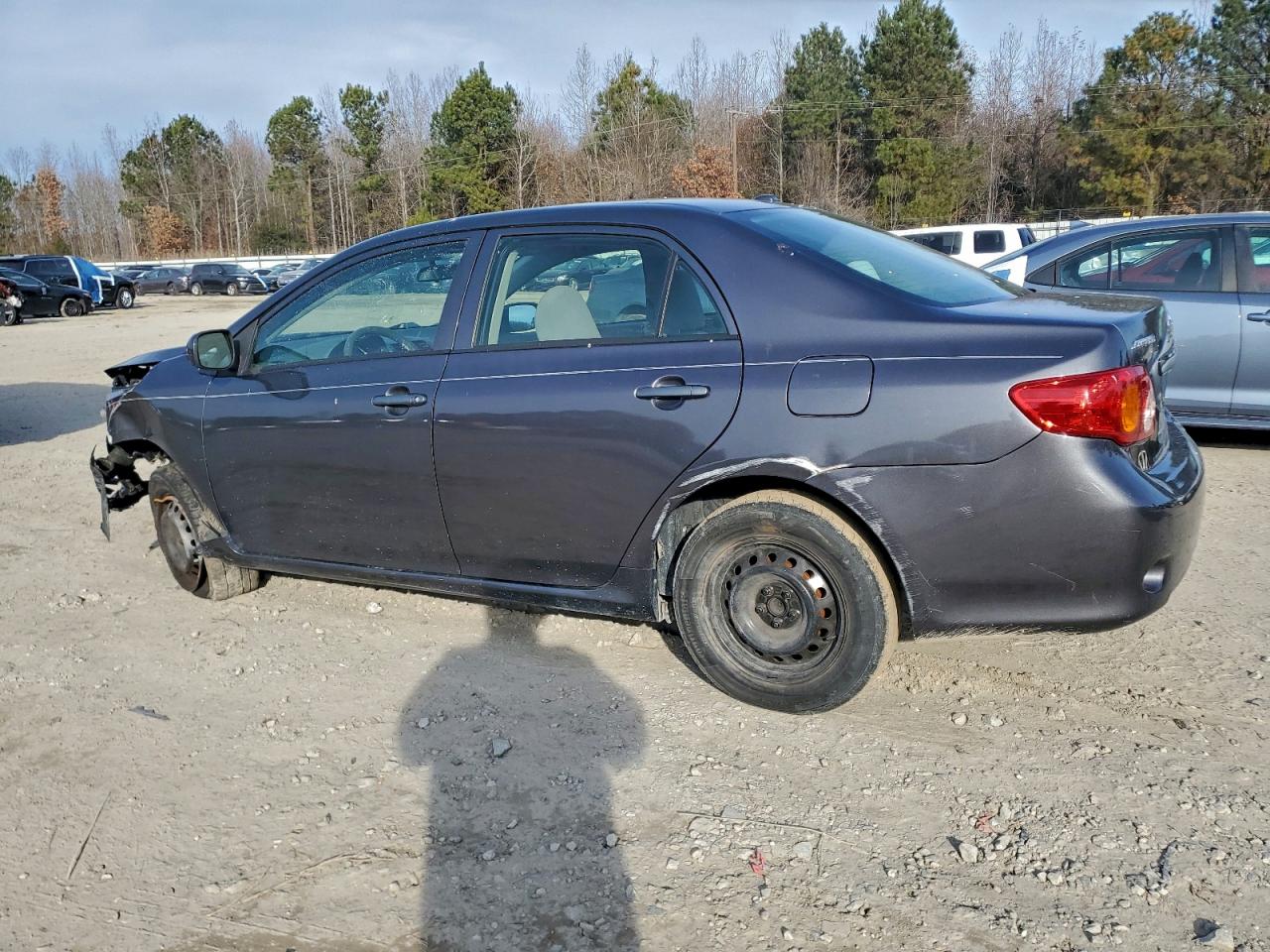 2010 TOYOTA COROLLA BASE photo 2