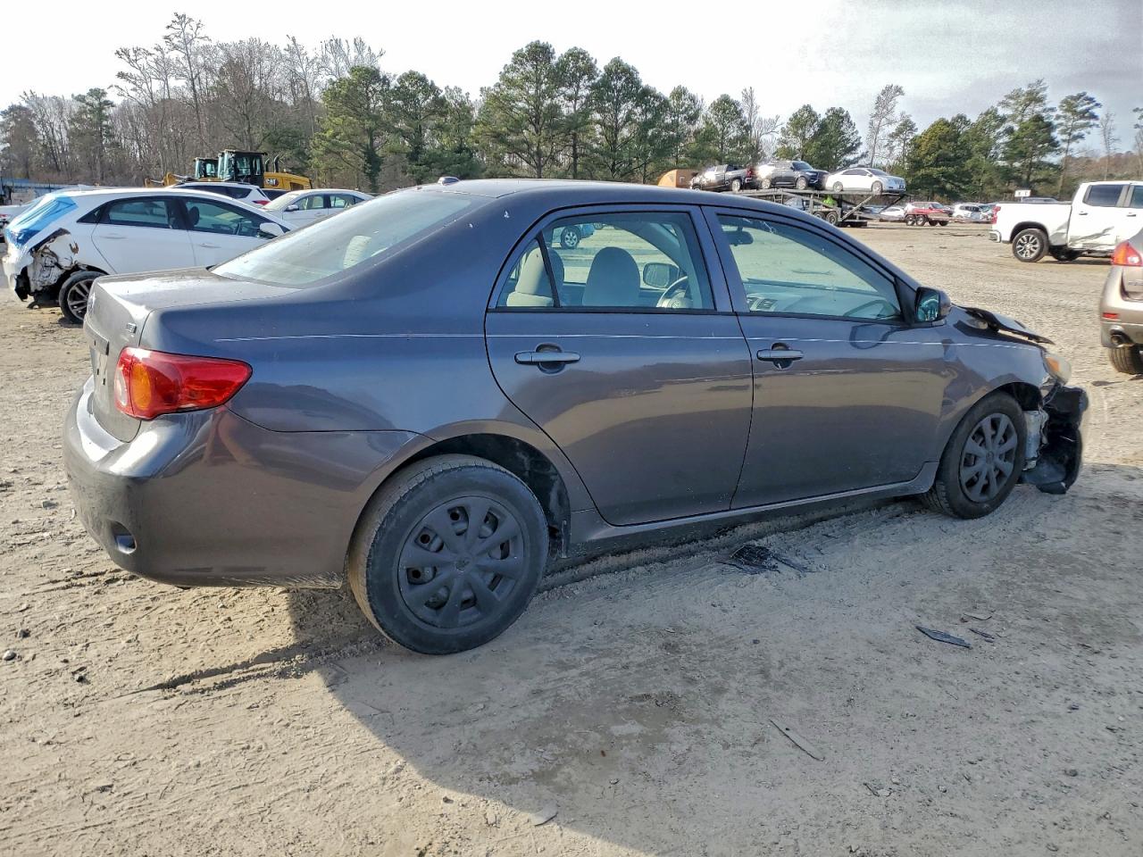 2010 TOYOTA COROLLA BASE photo 3