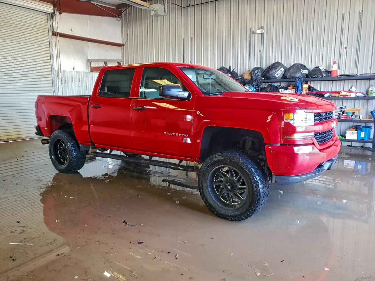 2018 CHEVROLET SILVERADO K1500 CUSTOM photo 4