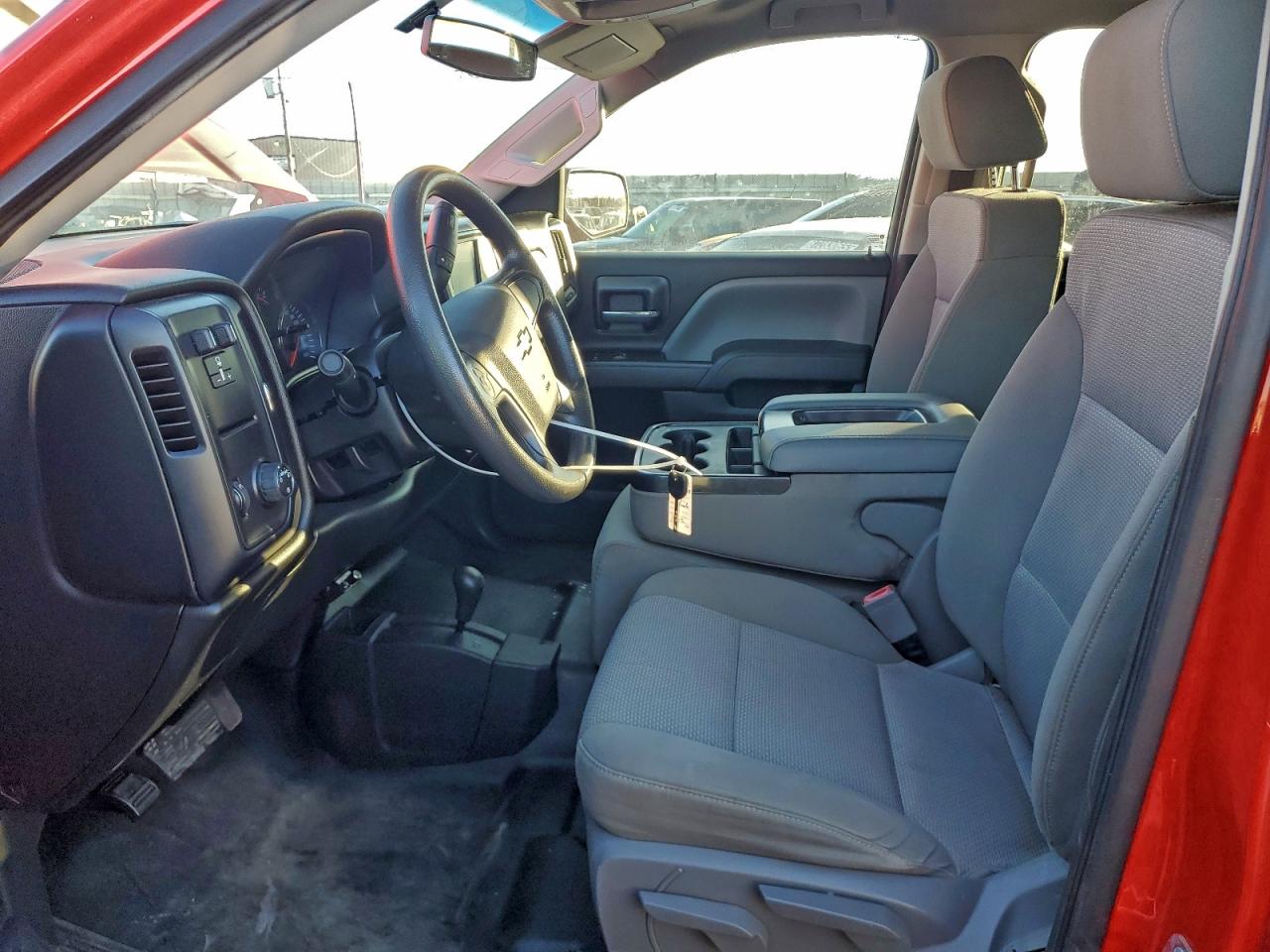 2018 CHEVROLET SILVERADO K1500 CUSTOM photo 7