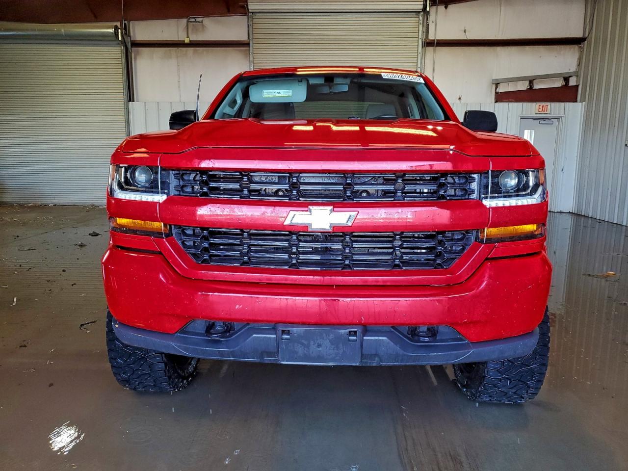 2018 CHEVROLET SILVERADO K1500 CUSTOM photo 5