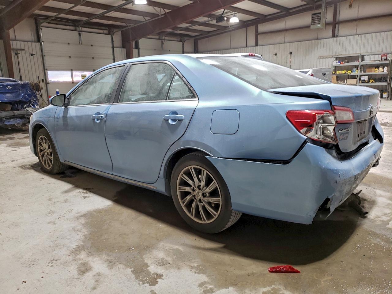 2012 TOYOTA CAMRY BASE photo 2
