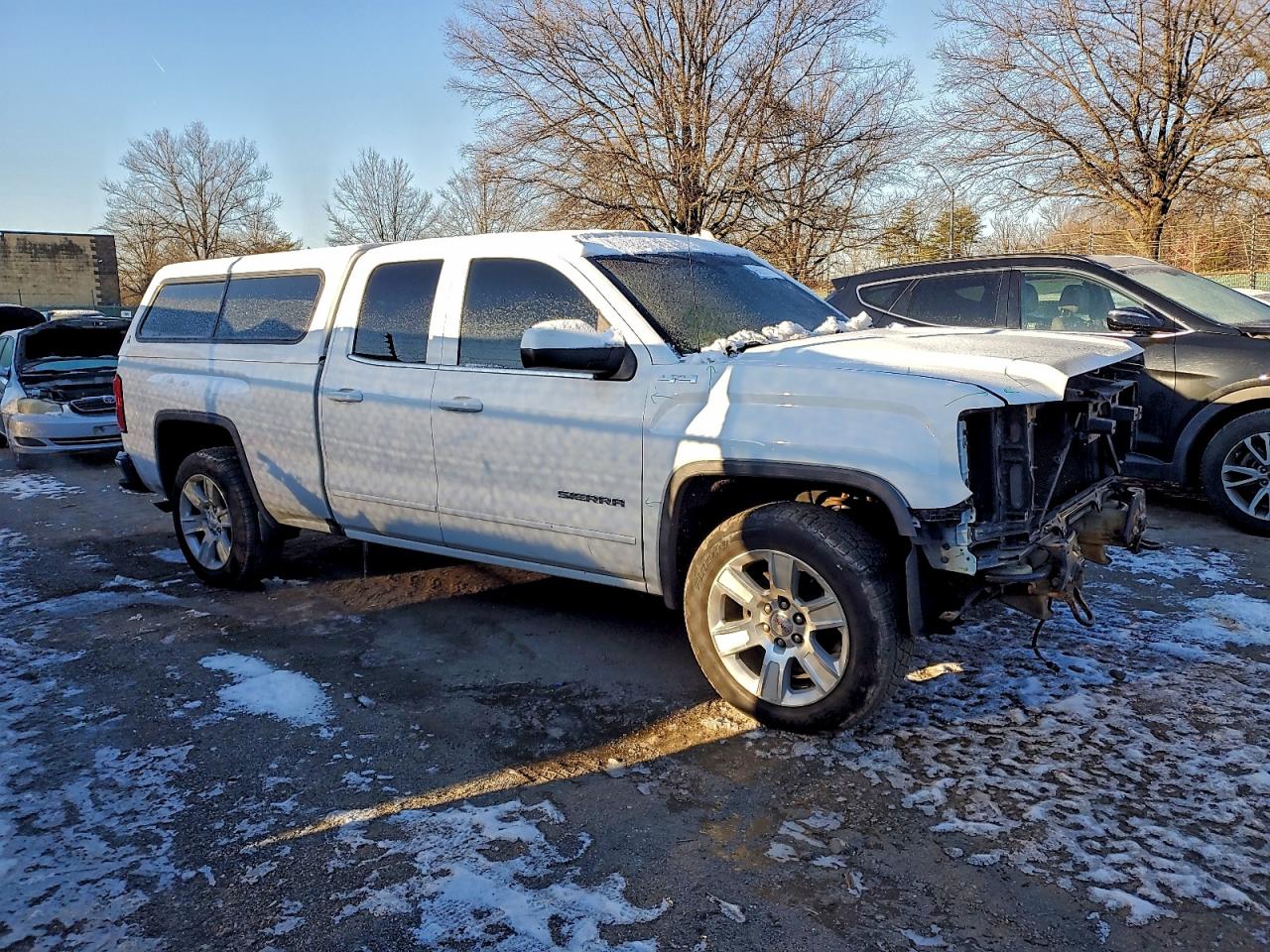 2017 GMC SIERRA K1500 SLE photo 4