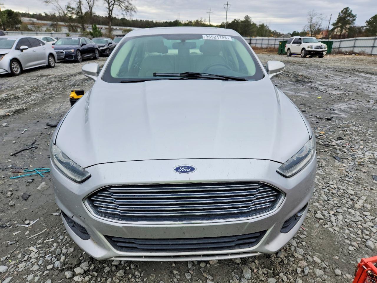 2016 FORD FUSION SE photo 5