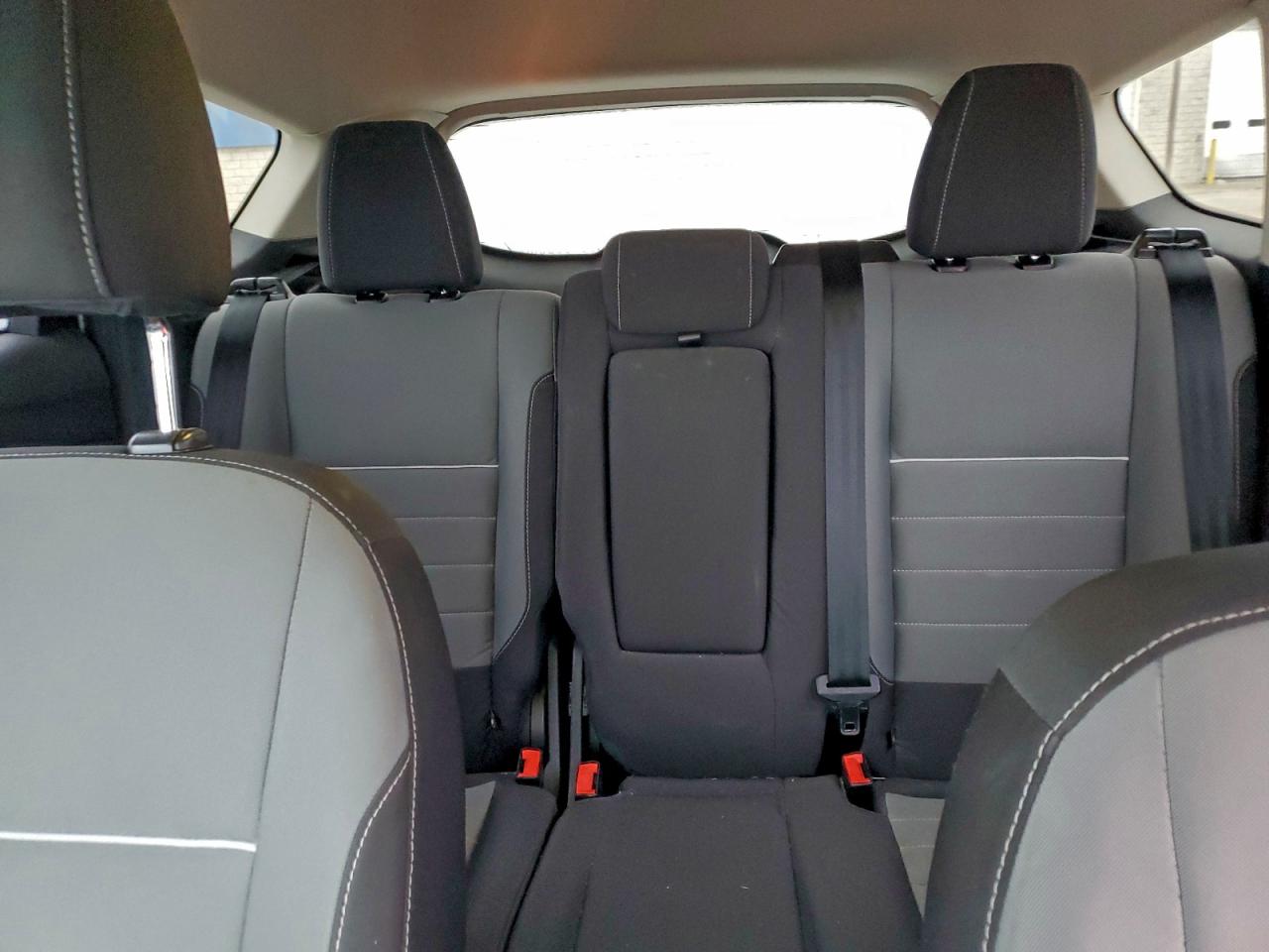 2015 FORD ESCAPE SE photo 10