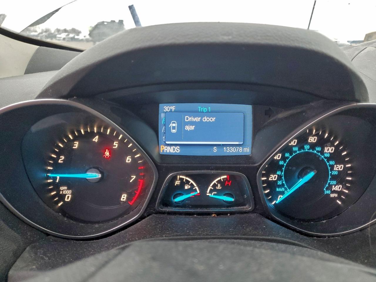 2015 FORD ESCAPE SE photo 9