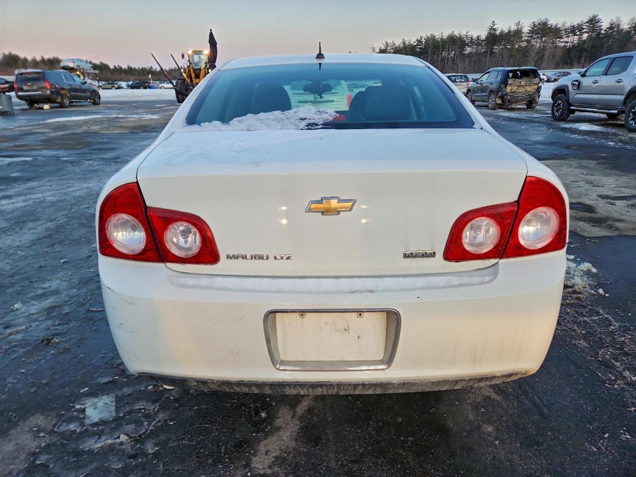 2011 CHEVROLET MALIBU LTZ photo 6