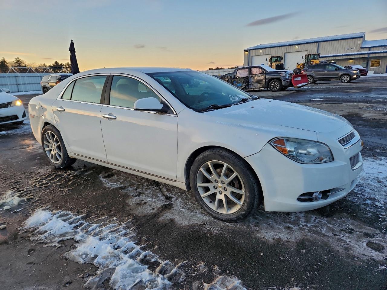 2011 CHEVROLET MALIBU LTZ photo 4