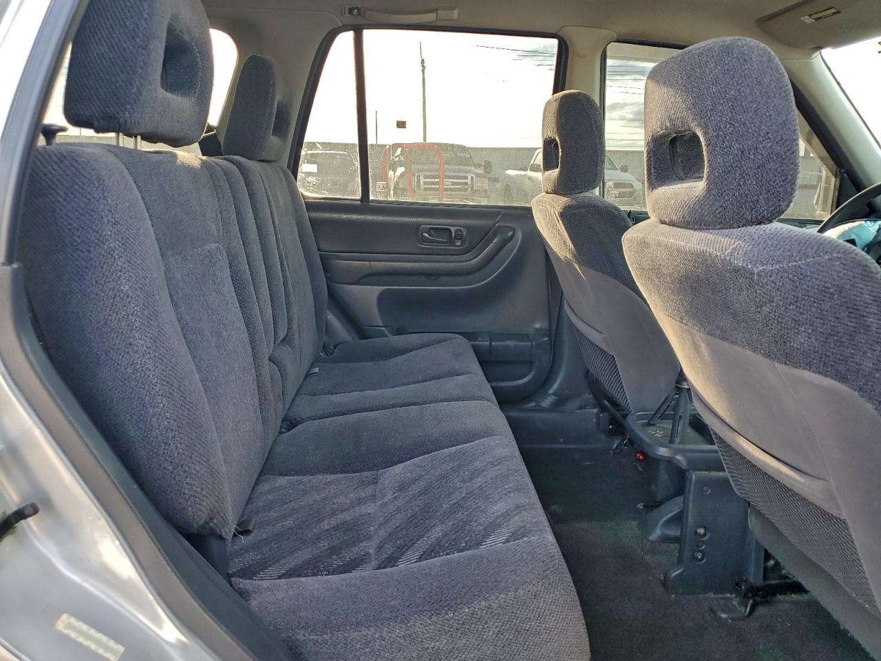 1999 HONDA CR-V LX photo 11