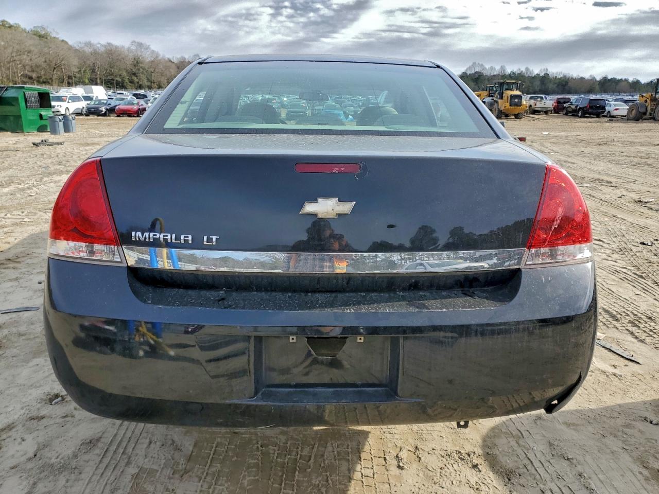2010 CHEVROLET IMPALA LT photo 6