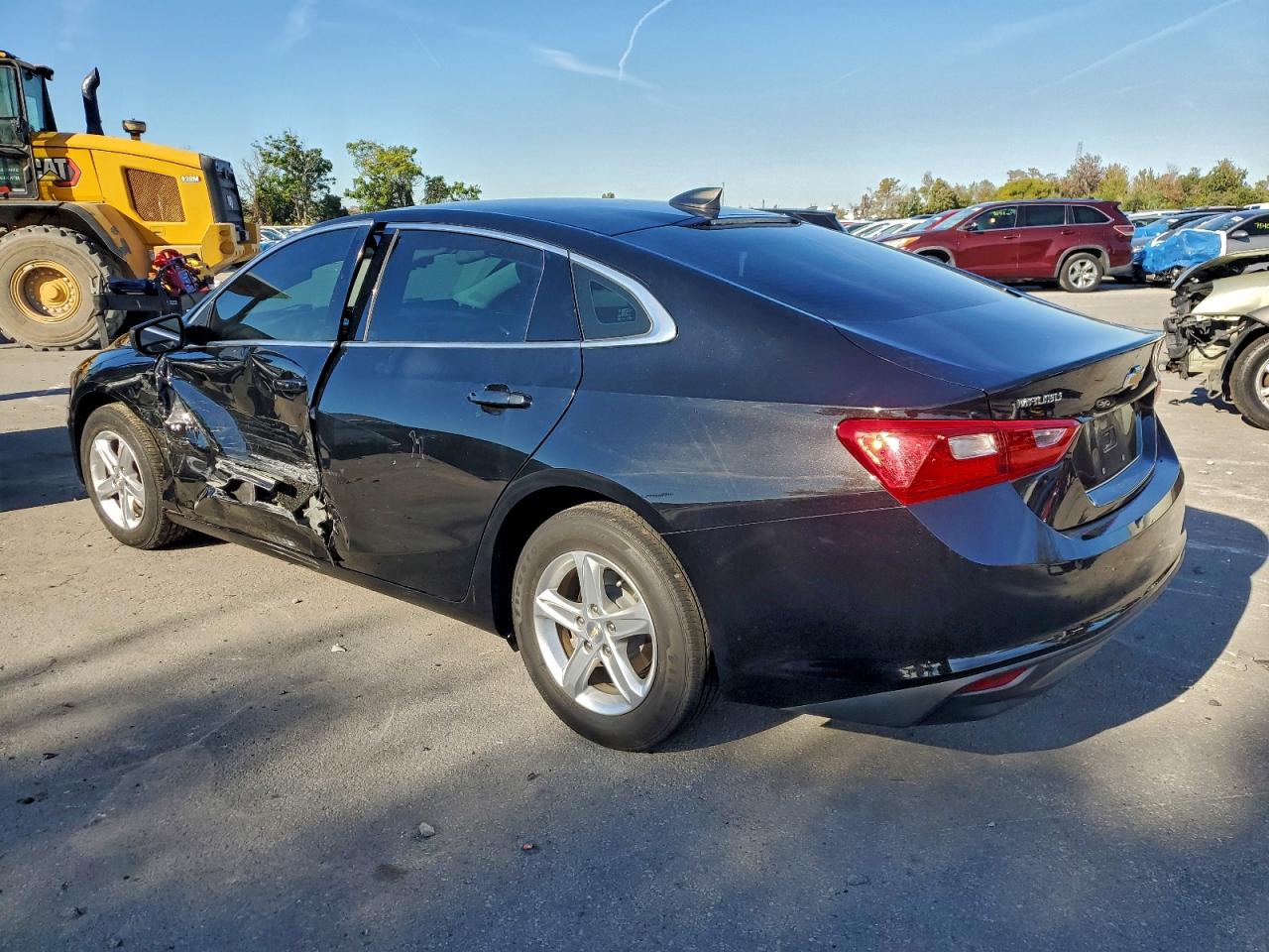 2022 CHEVROLET MALIBU LS photo 2