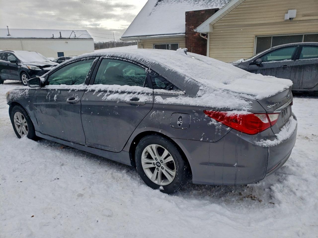 2011 HYUNDAI SONATA GLS photo 2