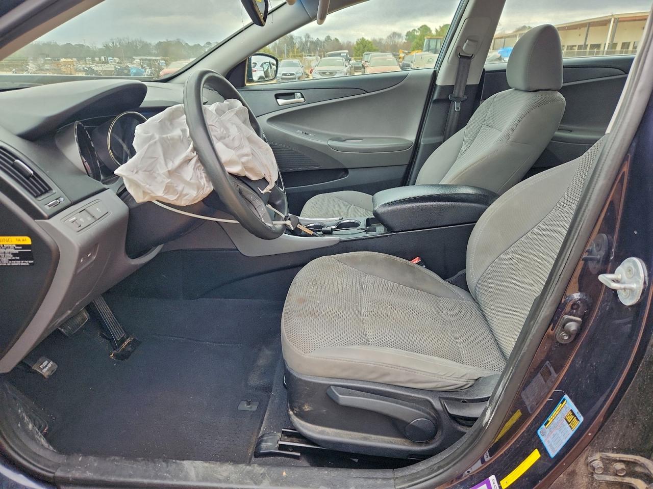 2013 HYUNDAI SONATA GLS photo 7