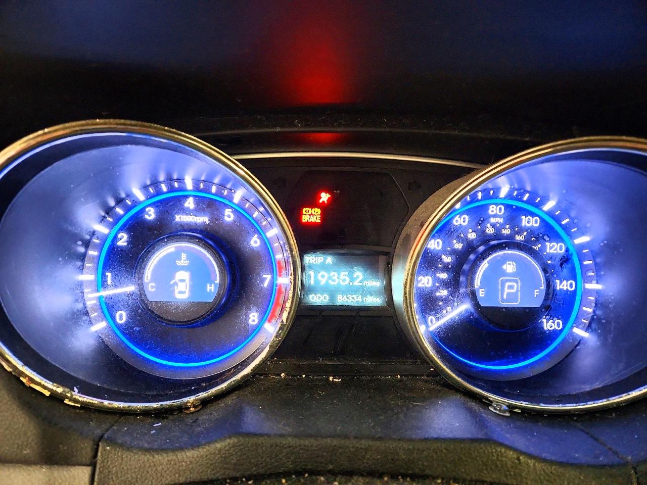 2012 HYUNDAI SONATA GLS photo 9