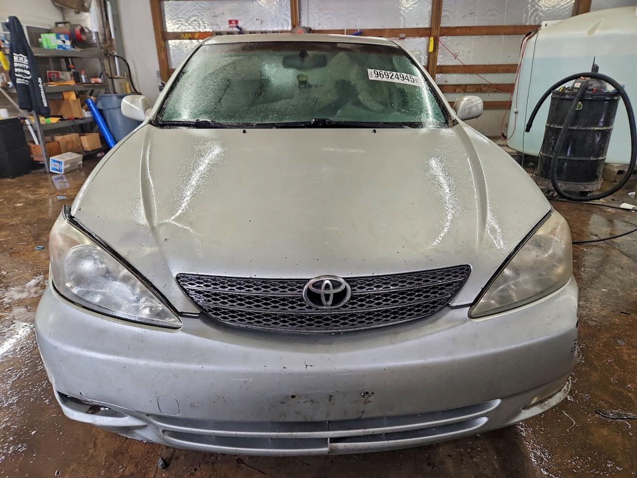 2003 TOYOTA CAMRY LE photo 5