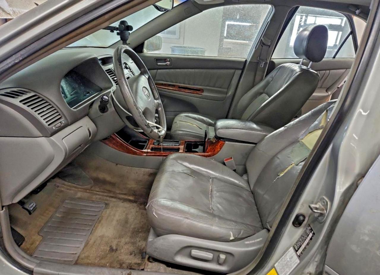 2003 TOYOTA CAMRY LE photo 7