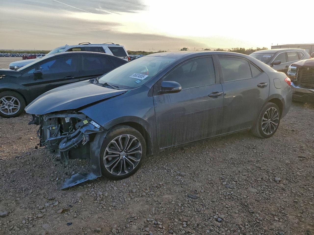 2016 TOYOTA COROLLA