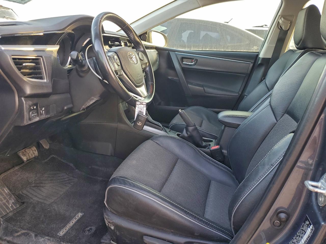 2016 TOYOTA COROLLA L photo 7